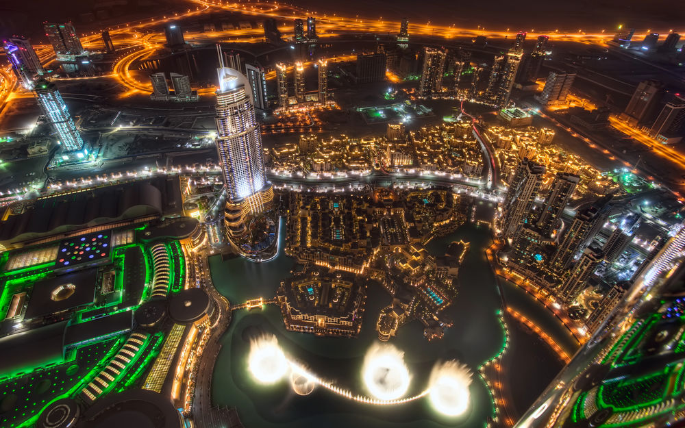 Обои для рабочего стола Ночной город  Дубай / Dubai с высоты птичьего полета