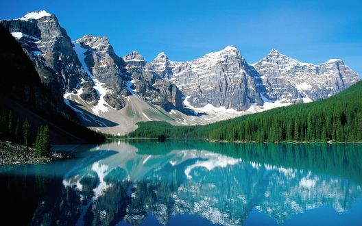 Обои на рабочий стол Ледниковое озеро Морейн / Moraine Lake в Канаде / Canada
