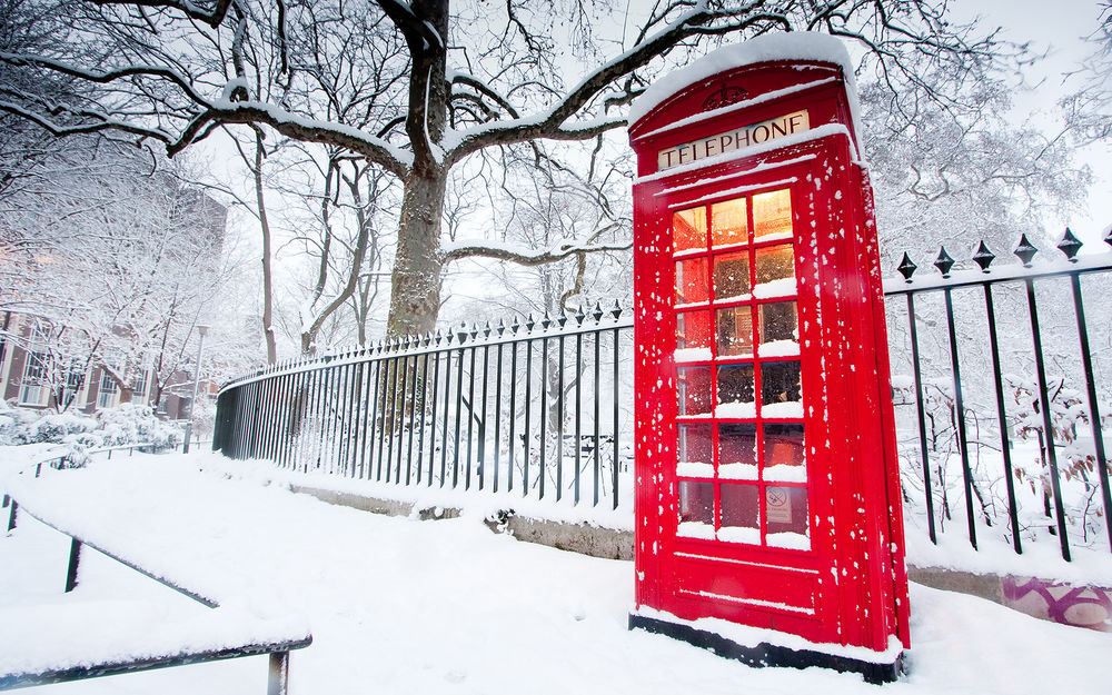 Обои для рабочего стола Telephone. Красная телефонная будка