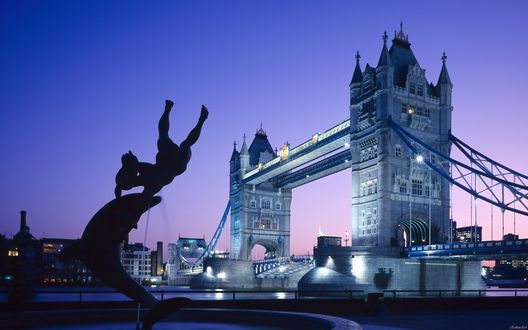 Обои на рабочий стол Достопримечательности Лондона / London в ночное время суток