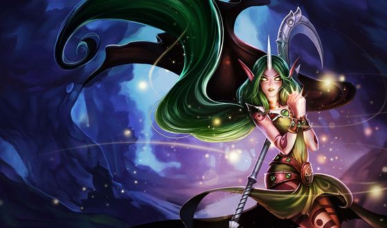 Обои на рабочий стол Сорака / Soraka из игры Лига Легенд / League of Legends в развевающимся на ветру плаще с оружием за спиной творит магию