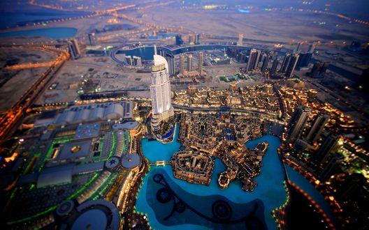 Обои на рабочий стол Съемка города Дубай / Dubai с высоты птичьего полета с эффектом Тилт-Шифт / Tilt Shift