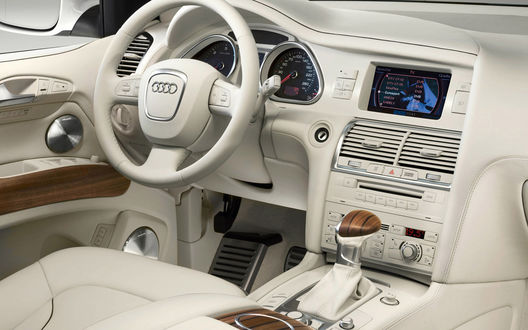 Обои на рабочий стол Белый кожаный салон Ауди / Audi Q7