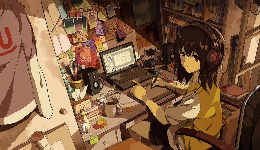 Обои для рабочего стола Анимешная девушка в наушниках сидит в комнате за столом у ноутбука и рисует на планшете себя, сидящую в комнате за столом у ноутбука и рисующую на планшете