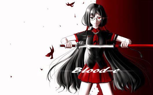 Обои на рабочий стол Сая Кисараги / Saya Kisaragi из аниме Кровь-С / Blood-C с самурайским мечем (Blood-c / Кровь-с)
