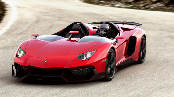 Обои на рабочий стол Красная машина Ламборджини / Lamborgini Aventodor