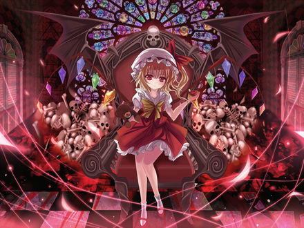 Обои на рабочий стол Flandre Scarlet / Фландр Скарлет из Тохо / Touhou с злобно улыбающимся плюшевым мишкой в одной руке и чашкой с кровью в другой, сидит на троне с вампирскими крыльями и черепом, на фоне разноцветного витража и груды человеческих скелетов в луже крови