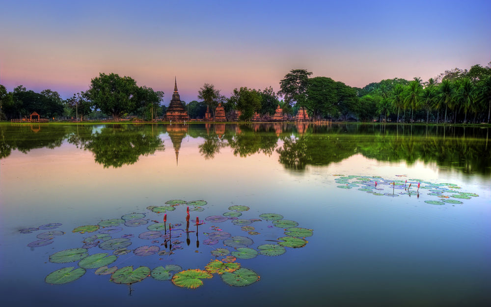 Обои для рабочего стола Руина храма Ват Махатит, Таиланд / The Temple of Wat Mashatit, Thailand