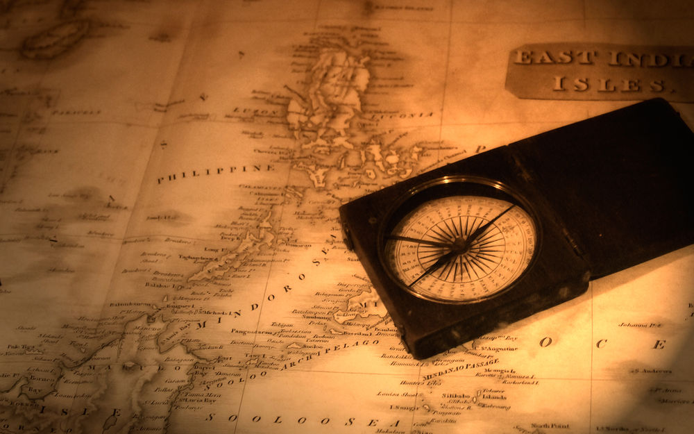 Обои для рабочего стола Старая карта Восточно Индийские острова / East India Isles и компас