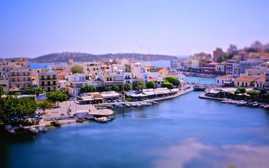 Обои на рабочий стол Бухта с эффектом тилт шифт / tilt shift, Греция / Greece
