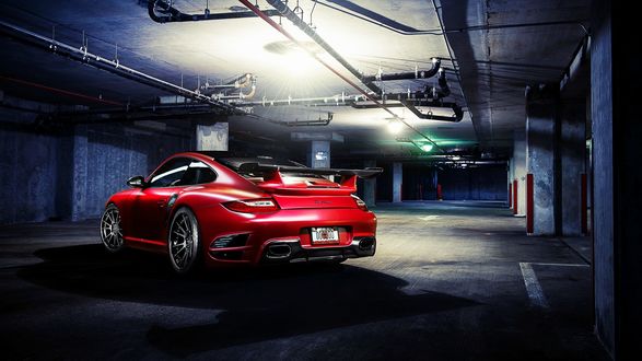 Обои на рабочий стол Porsche / Порше 997. 2 Turbo в подвале