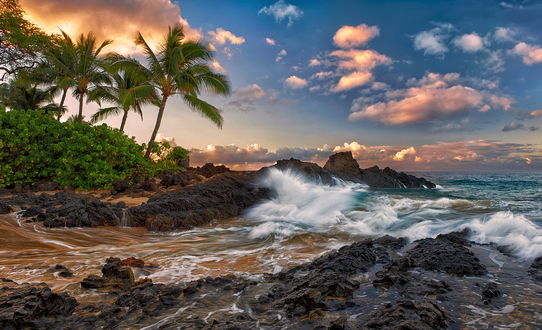 Обои на рабочий стол Остров Мауи, Гавайи / Maui, Hawaii, на фоне Тихого океана