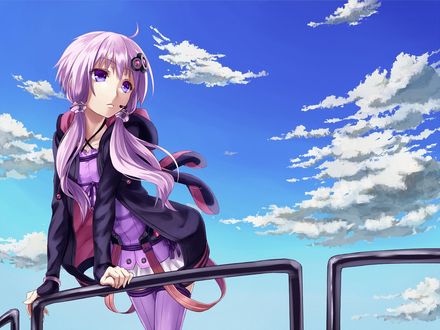 Обои на рабочий стол Vocaloid Yuzuki Yukari / Вокалоид Юзуки Юкари, облокотившись о перила, грустно смотрит куда-то в сторону, на фоне голубого неба