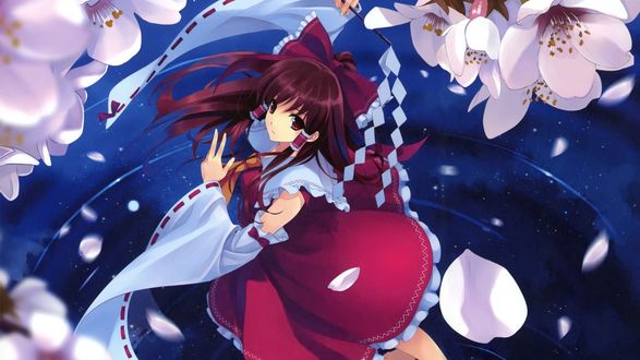 Обои на рабочий стол Рэйму Хакурэй / Reimu Hakurei из серии игр и аниме Тохо / Touhou Project идущая по воде среди деревьев сакуры на фоне улетающих лепестков и отражения на воде ночного неба