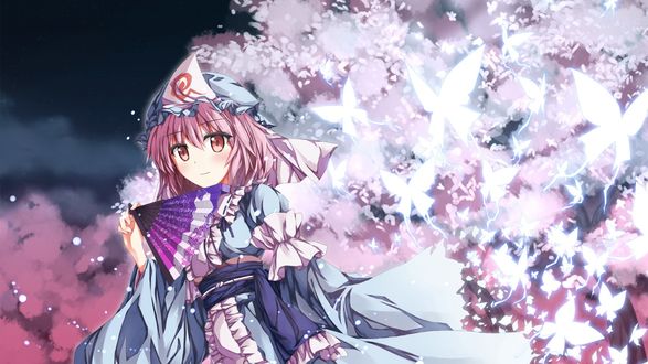 Обои на рабочий стол Yuyuko Saigyouji / Ююко Сайгедзи в платье стоит держа в руках веер на фоне цветущей сакуры, летающих бабочек и ночного неба, из игры Touhou / Восток