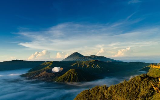 Обои на рабочий стол Индонезия, остров Ява / Indonesias Java island