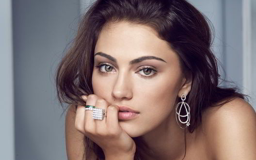 Обои на рабочий стол Актриса Phoebe Tonkin / Фиби Тонкин