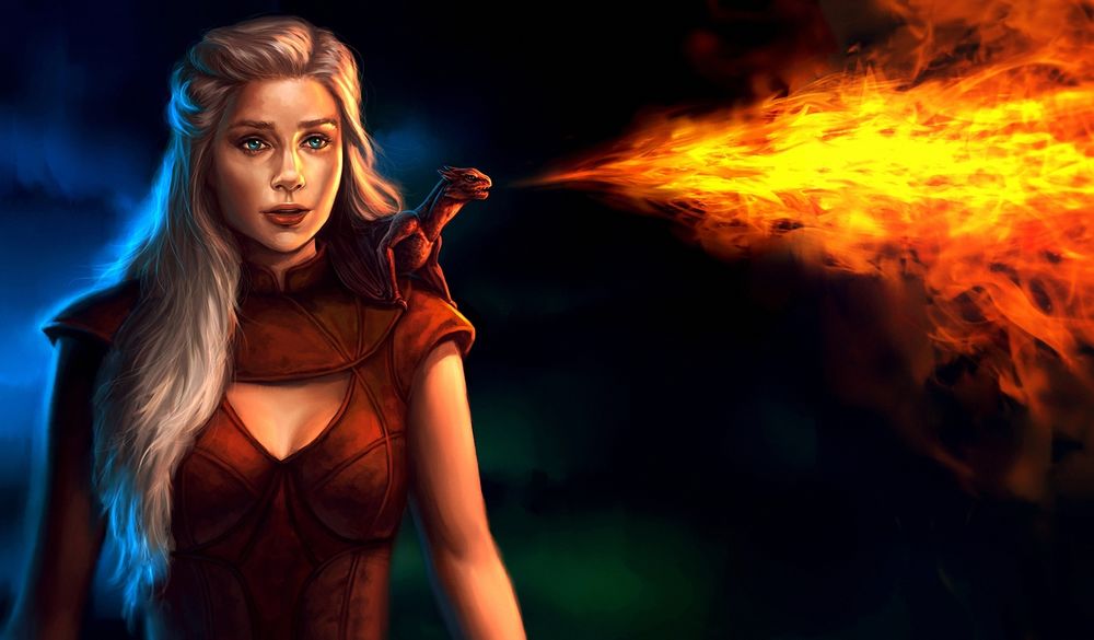 Обои для рабочего стола Дайенерис Таргариен / Dayeneris Targaryen из сериала Игра престолов / Game of Thrones с дракончиком, выпускающим из пасти пламя, на плече