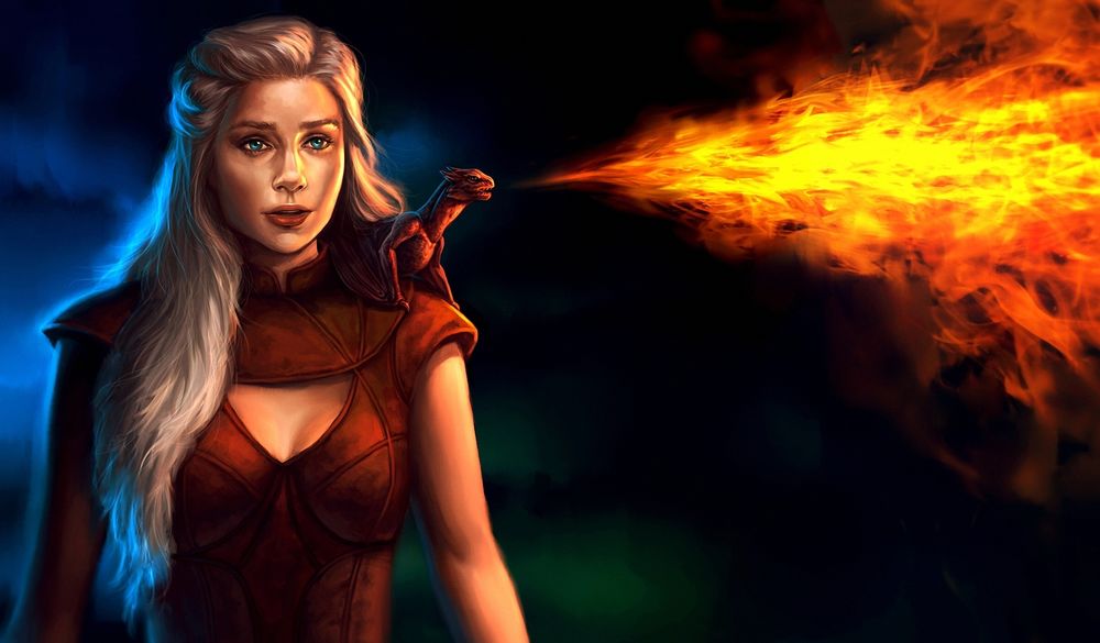 Обои для рабочего стола Дайенерис Таргариен / Dayeneris Targaryen из сериала Игра престолов / Game of Thrones с дракончиком, выпускающим из пасти пламя, на плече
