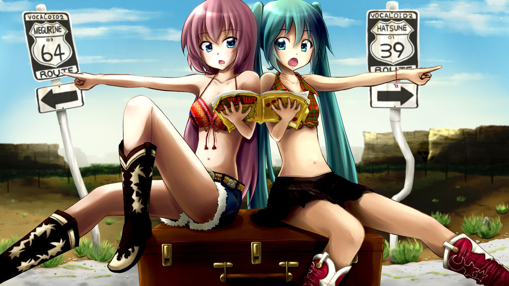 Обои для рабочего стола Vocaloid / Вколоиды Hatsune Miku / Хатсуне Мику и Megurine Luka / Мегурине Лука держат путеводитель в руках, сидя на чемодане и показывая руками в разном направлении