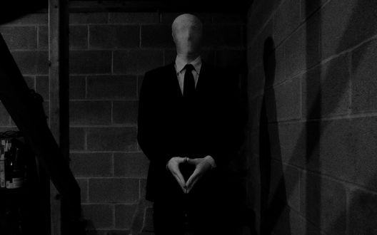 Обои на рабочий стол Слендермен / Slenderman из игры Slenderman