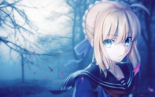 Обои на рабочий стол Saber / Сэйбер из аниме Судьба: Ночь прибытия / Fate: Stay Night в туманном осеннем лесу