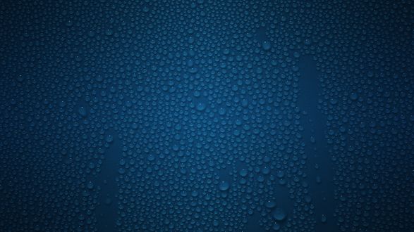 Обои на рабочий стол Капли воды на синем фоне