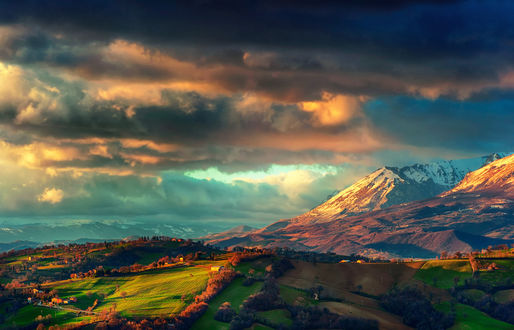 Обои на рабочий стол Апеннинские горы, Италия / Apennines, Italy