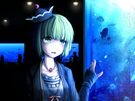 Обои на рабочий стол Lunasa Prismriver / Лунаса Призмривер около аквариума из игры Touhou Project / Проект Восток