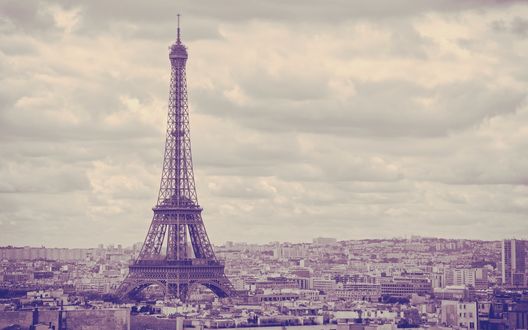 Обои на рабочий стол Эйфелева башня, Париж, Франция / Eiffel tower, Paris, France