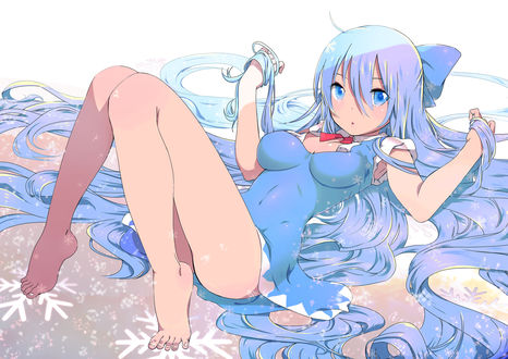 Обои на рабочий стол Ледяная фея Cirno / Чирно из серии компьютерных игр Touhou Project / Проект «Восток», художник Yamada Ranga