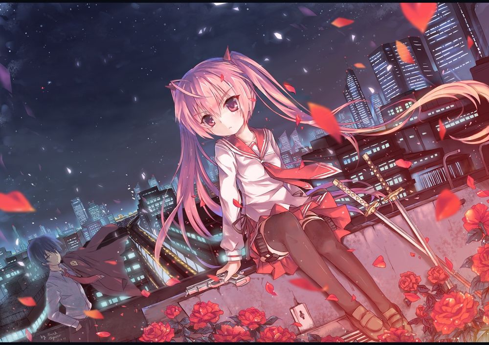 Обои для рабочего стола Девушка с мечами среди красных роз и летящих лепестков, позади нее стоит парень на фоне ночного города