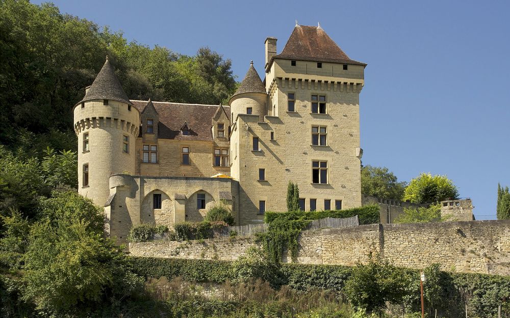 Обои для рабочего стола Старинный замок в регионе Дордонь, Франция / Dordogne, France
