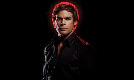 Обои на рабочий стол Декстер / Dexter из сериала Правосудие Декстера, которого сыграл Michael C. Hall / Майкл К. Холл