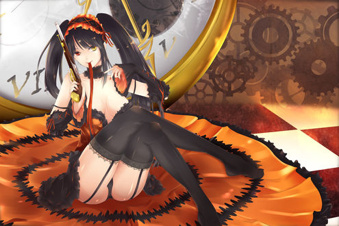 Обои на рабочий стол Kurumi Tokisaki / Куруми Токисаки сидит на фоне огромного циферблата часов, с пистолетом в руке, держа красную ленту губами, из аниме Date A Live / Рандеву с жизнью, художник rokuwa (srkh)