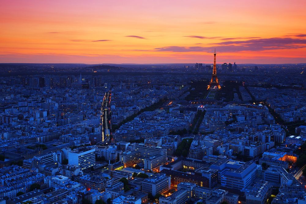 Обои для рабочего стола Огни вечернего Парижа, Франция / Paris, France