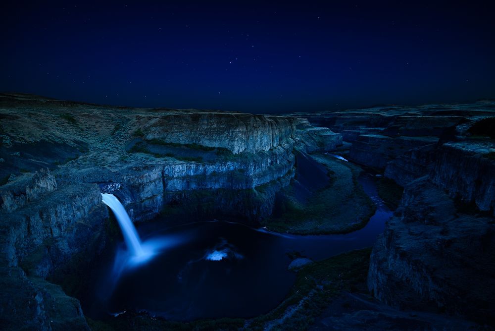 Обои для рабочего стола Водопад Palouse Falls Вашингтон, США / Washington USA, фотограф Leif Smith / Лейф Смит