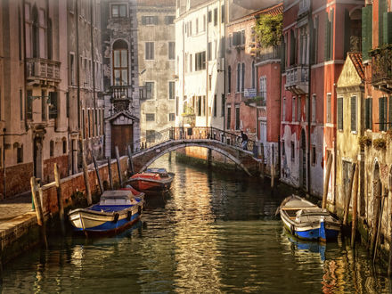 Обои на рабочий стол Улица в Венеции, Италия / Venice, Italy