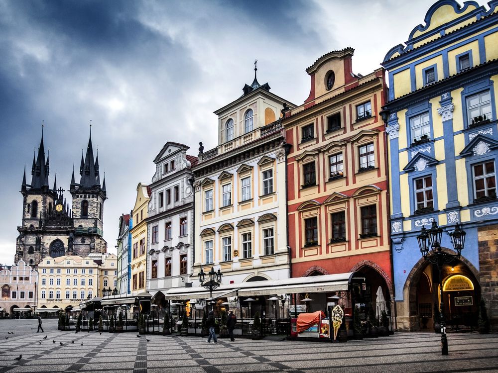 Обои для рабочего стола Улица в Праге, Чехия / Prague, Czech Republic