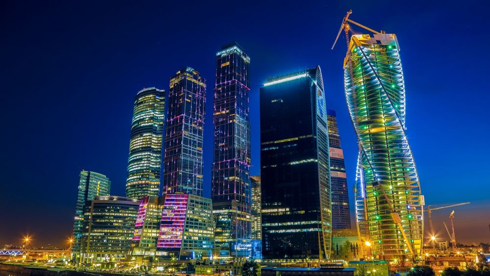 Обои для рабочего стола Небоскребы в Москве
