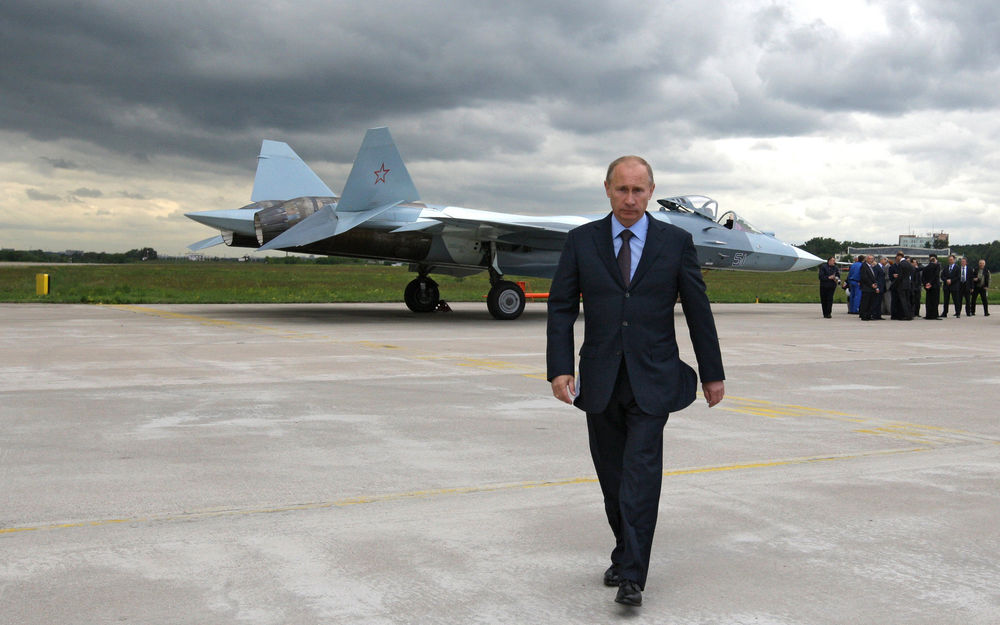 Обои для рабочего стола Владимир Путин на аэродроме