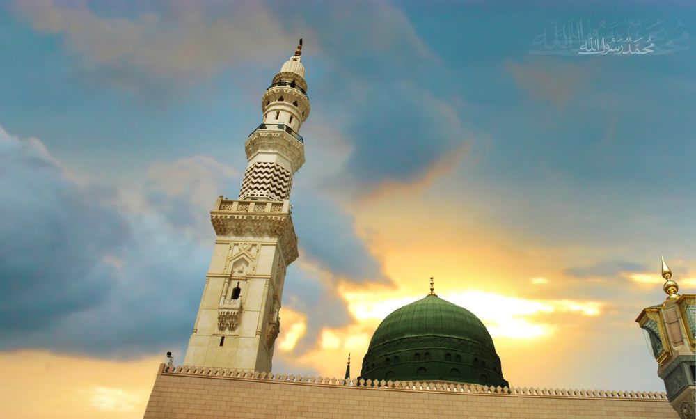 Обои для рабочего стола Мечеть Пророка на фоне неба