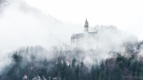 Обои на рабочий стол Замок Neuschwanstein / Нойшванштайн в Germany / Германии
