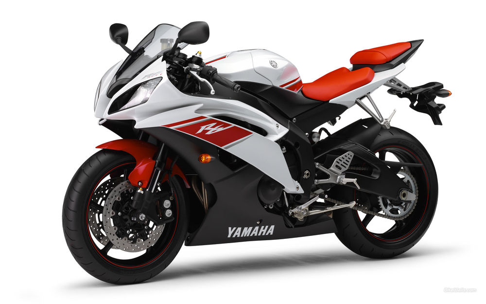 Обои для рабочего стола Мотоцикл марки Yamaha