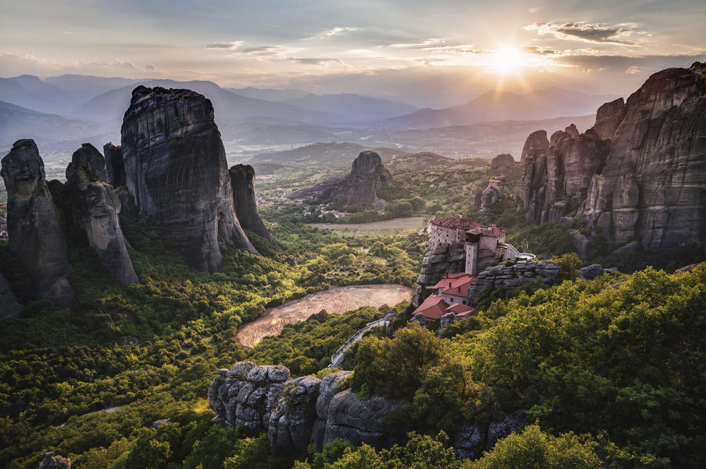 Обои для рабочего стола Монастыри Meteora / Метеоры в Greece / Греции