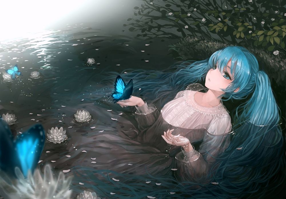 Обои для рабочего стола Вокалоид / Vocaloid Мику Хацунэ / Miku Hatsune лежит в пруду с бобачкой в руке, рядом плавают лилии