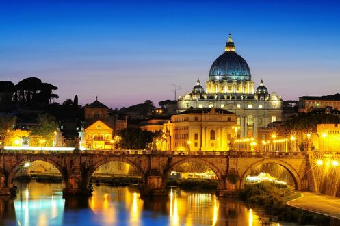 Обои на рабочий стол Ночной город, Италия / Italy