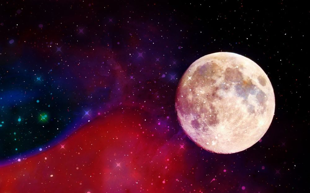 Обои для рабочего стола Луна в звездном небе