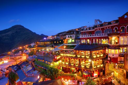 Обои на рабочий стол Улицы ночного города в Китайской республике (Тайвань) / Republic of China (Taiwan)