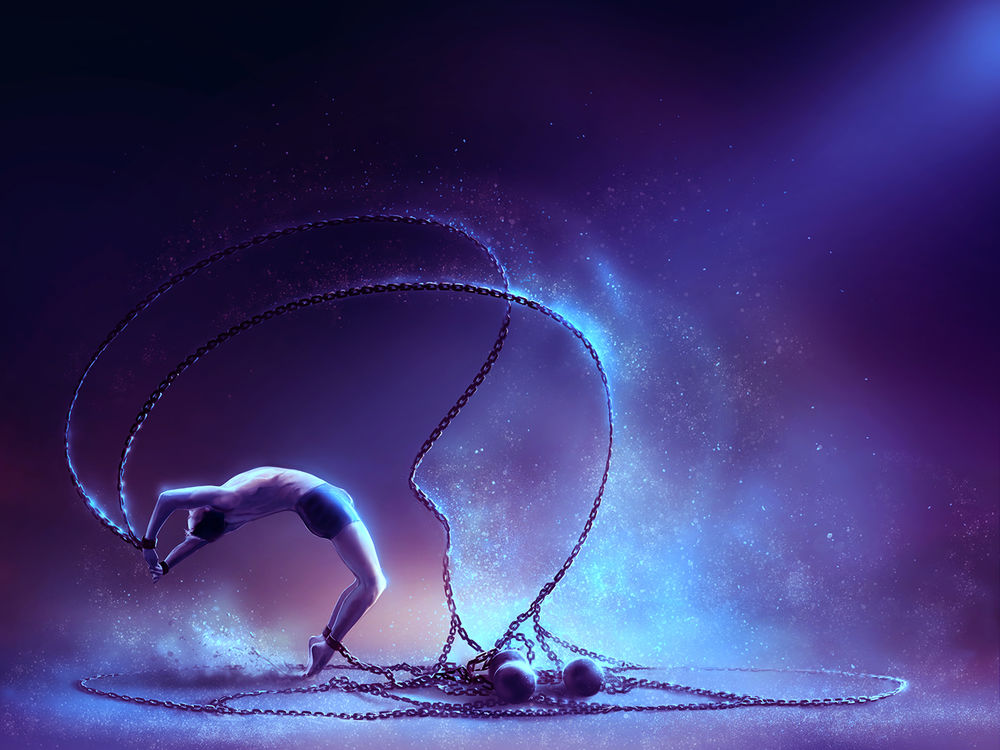 Обои для рабочего стола Парень, прикованный цепями к гирям, art by AquaSixio
